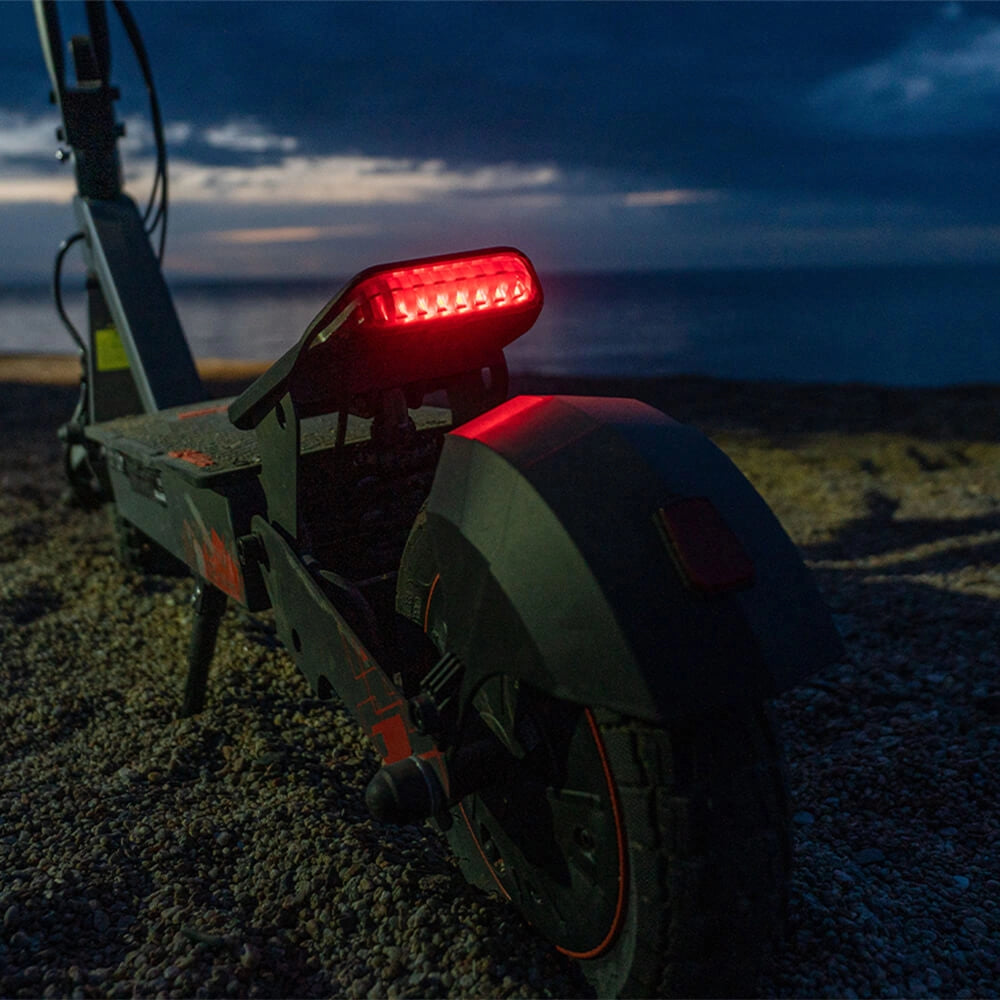 kukirin-g2-ultra-rear-brake-tail-light